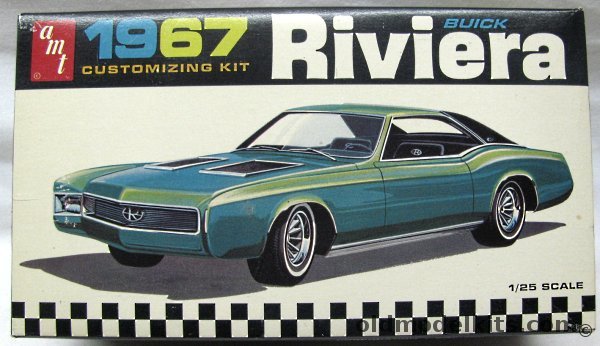 AMT 1/25 1967 Buick Riviera - Stock or Gene Winfield Customized, 6557-170 plastic model kit